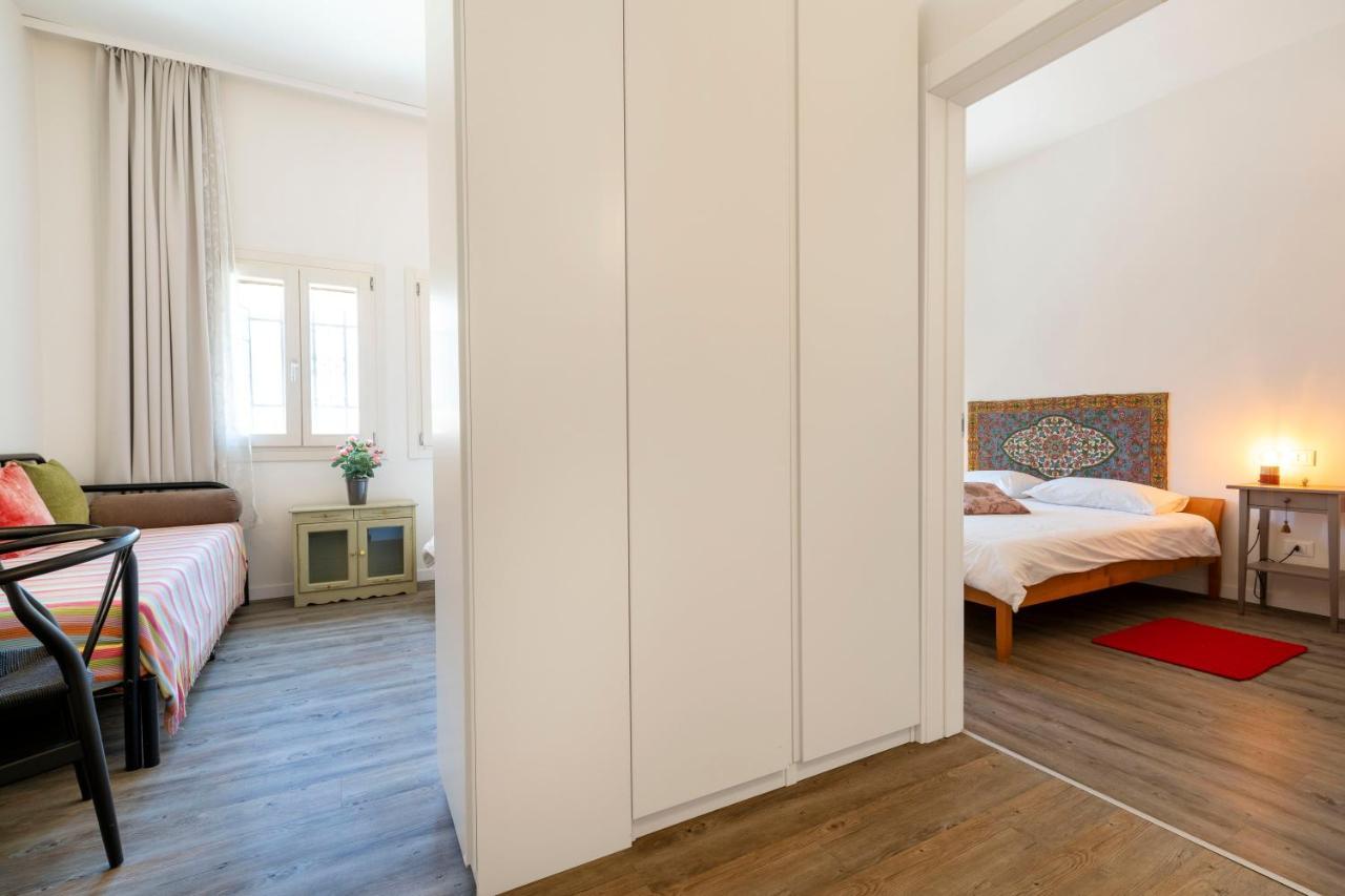Snug Apartment With Private Courtyard M0270422677 ヴェネツィア エクステリア 写真