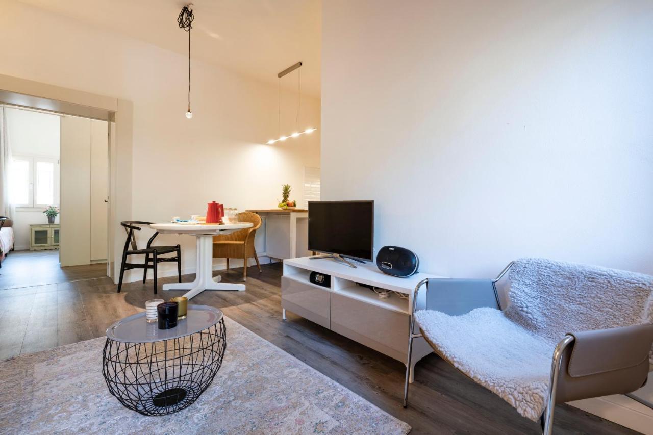 Snug Apartment With Private Courtyard M0270422677 ヴェネツィア エクステリア 写真