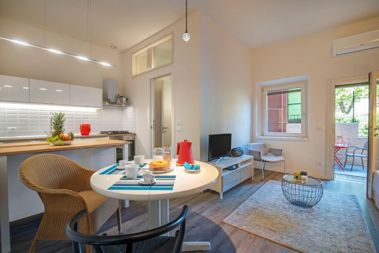 Snug Apartment With Private Courtyard M0270422677 ヴェネツィア エクステリア 写真